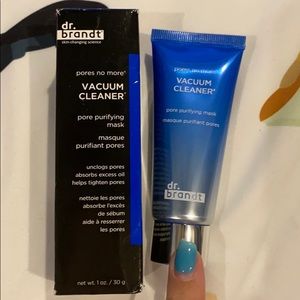 Dr Brandt vacuum cleaner new
